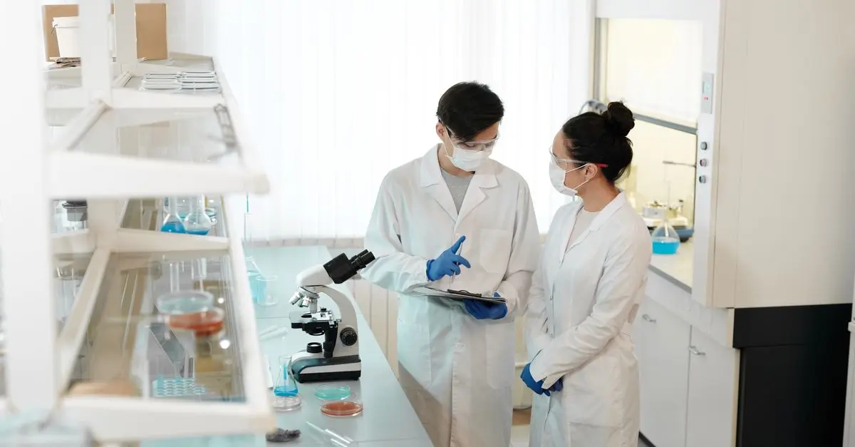 Essential Skills for Aspiring Scientists: What You Need to Succeed