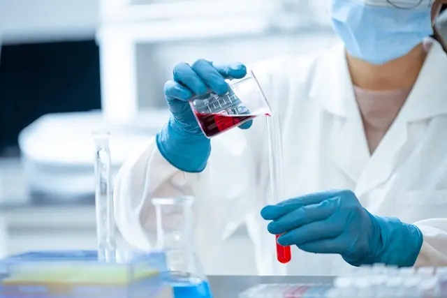 10 Essential Tips for Surviving Your First Year as a Scientist