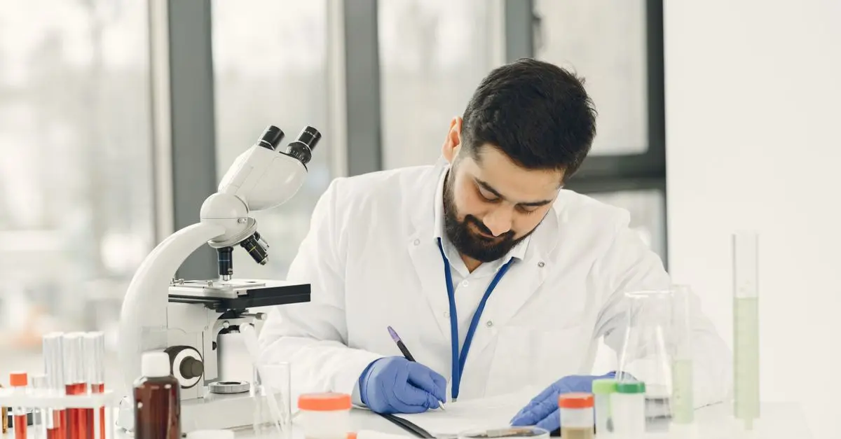 Exploring the Benefits of Science Internships for Aspiring Scientists