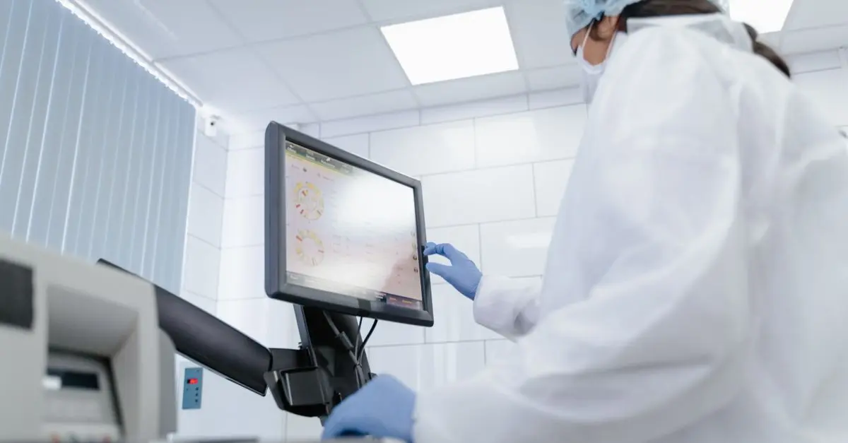 How to Incorporate Technology into Your Science Journey