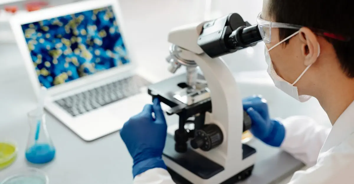 Lab Technician vs. Research Scientist: Which Career to Choose?