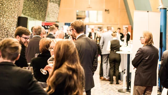How to Build a Strong Scientific Network for Your Career